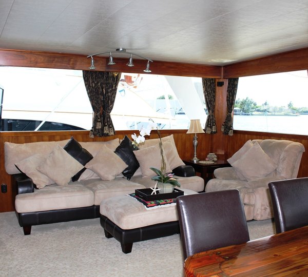 MS B HAVEN Yacht Charter Details, Knight & Carver | CHARTERWORLD Luxury ...